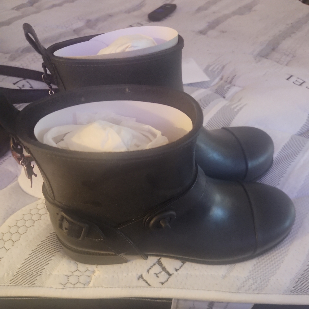 Coach boots - Picture 2 of 3